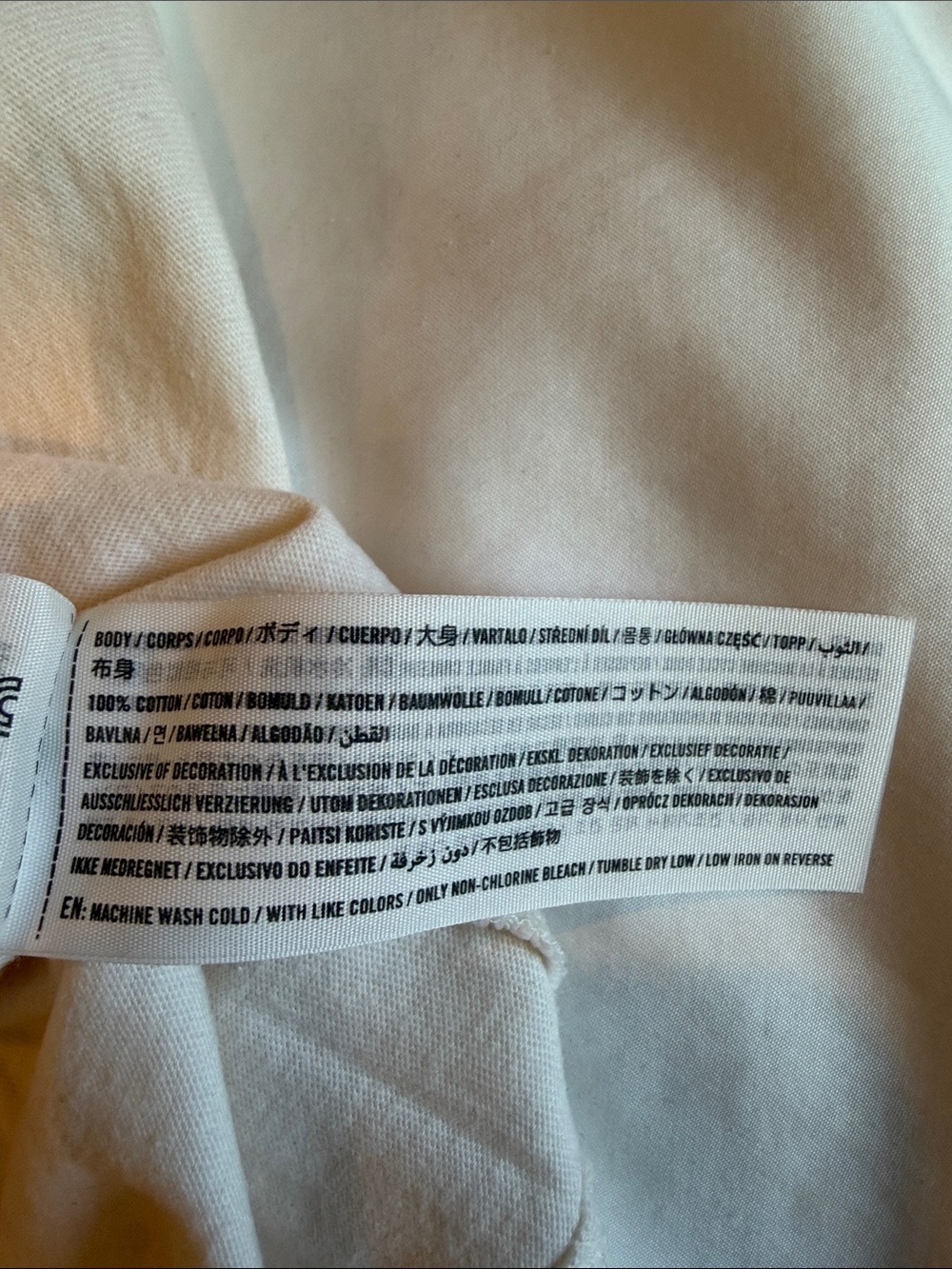 Abercrombie & Fitch White Pocket Tee with Striped Mustang Patch - Picture 5 of 6